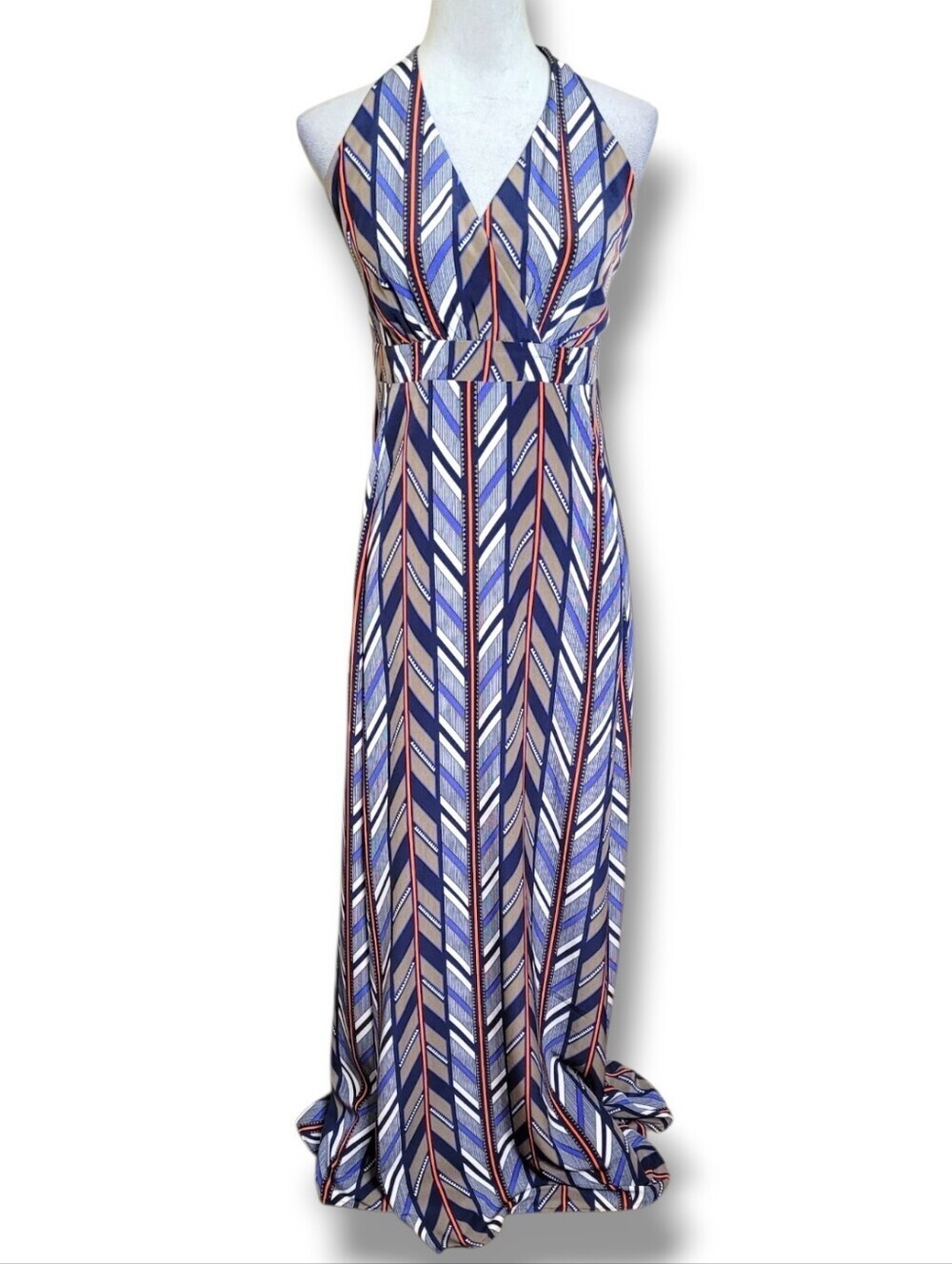 NWT Jessica Simpson Halter Maxi Dress Open Back